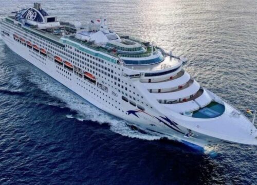 5-Night Resorts World Cruise from Singapore to Vietnam & Hong Kong aboard Star Voyager